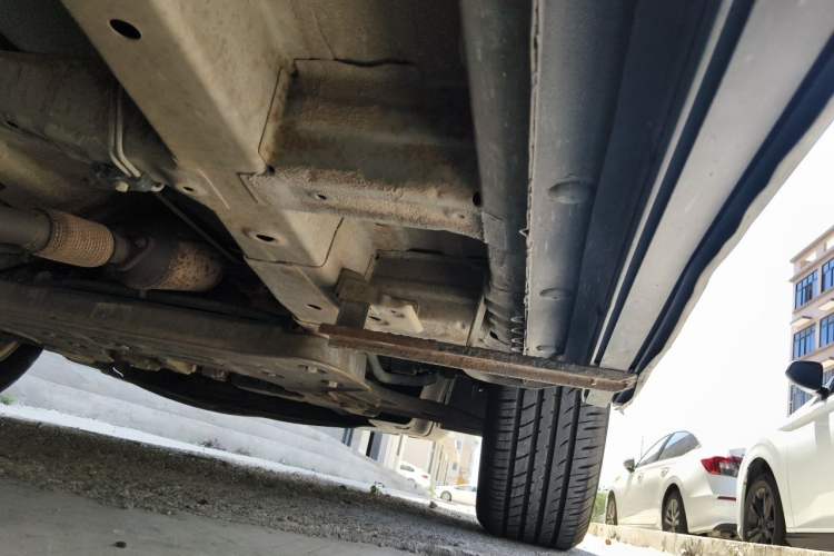 Used Baojun 560 2015 1.8L Manual Elite Edition Chassis Rear Right
