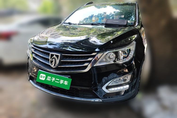 Used Baojun 560 2015 1.8L manual luxury version Guazi used car, China used car export, Used car for sale, Used  cars, Cheapest cars for sale