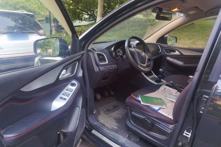 Used Baojun 560 2015 1.8L manual Comfort trim level Driver Seat