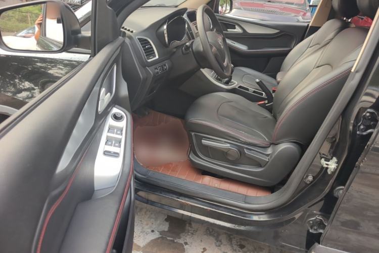 Used Baojun 560 2015 1.8L manual Comfort trim level Driver Seat