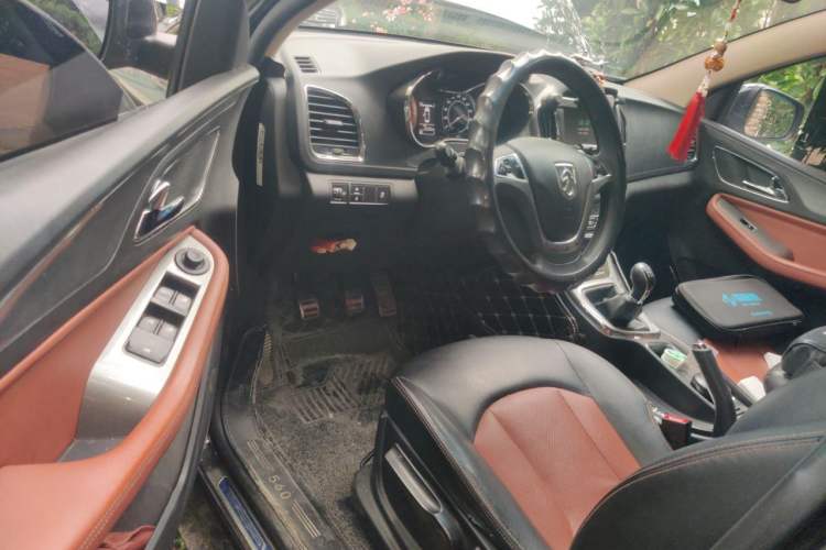 Used Baojun 560 2015 1.8L Manual Elite Edition Driver Seat