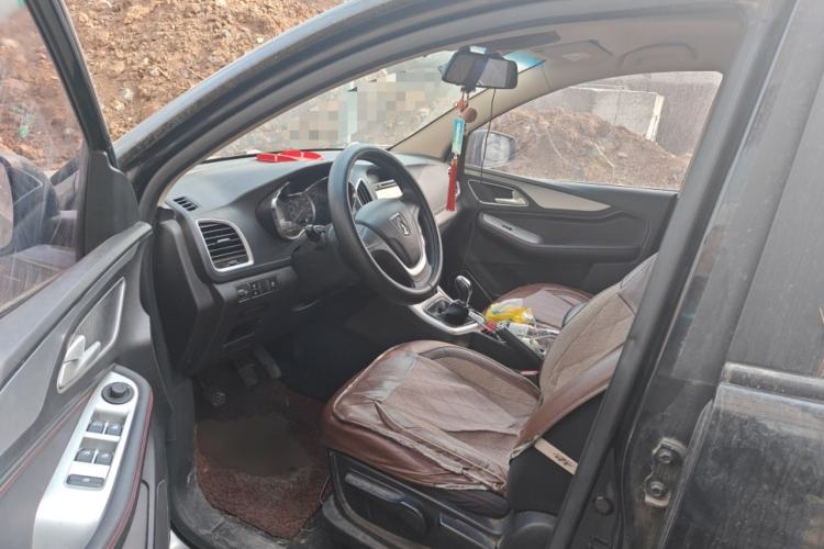 Used Baojun 560 2015 1.8L manual Comfort trim level Driver Seat