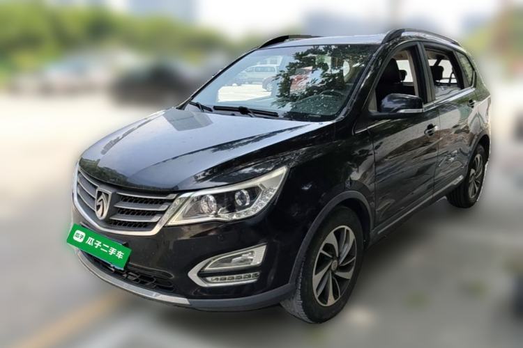 Baojun 560 2015 1.8L manual luxury version d’occasion Guazi used car, China used car export, Used car for sale, Used  cars, Cheapest cars for sale