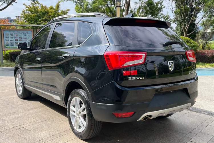 Used Baojun 560 2015 1.8L Manual Elite Edition Exterior 2