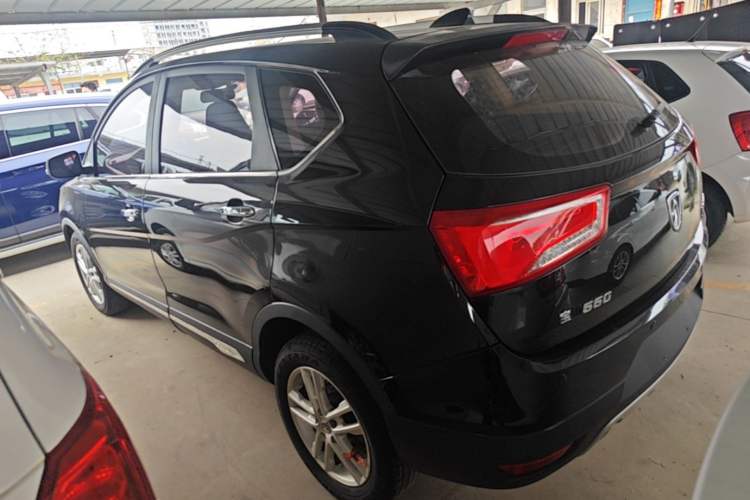 Used Baojun 560 2015 1.8L Manual Elite Edition Exterior 2