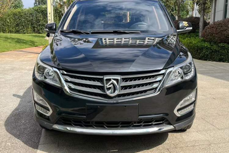 Used Baojun 560 2015 1.8L Manual Elite Edition Exterior 4
