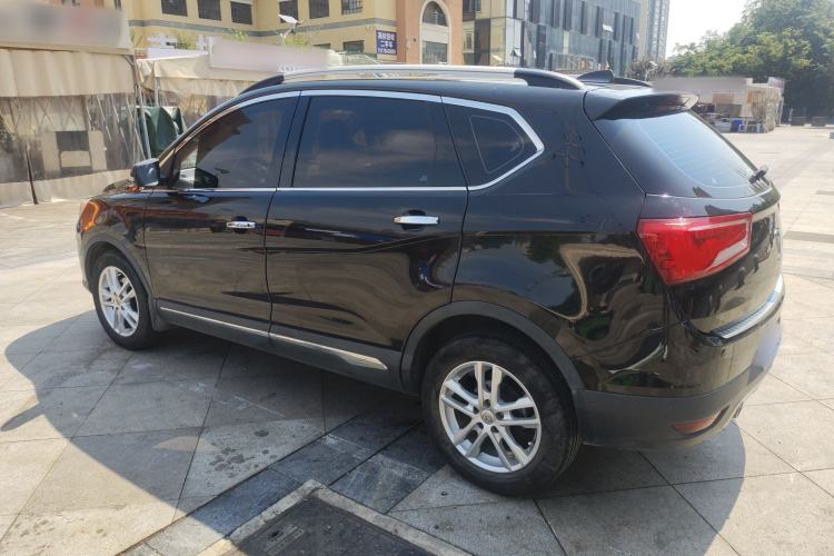 Used Baojun 560 2015 1.8L Manual Elite Edition Exterior 4