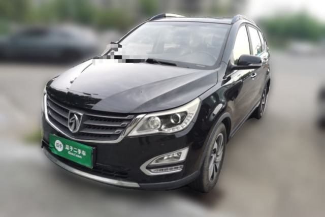 Used Baojun 560 2015 1.8L manual luxury version