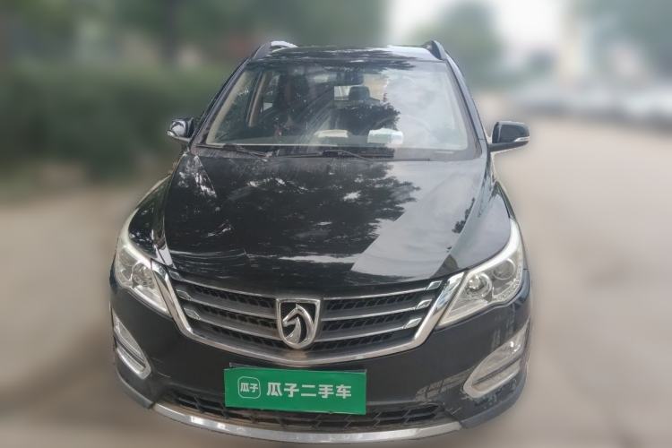 Used Baojun 560 2015 1.8L Manual Elite Edition Front