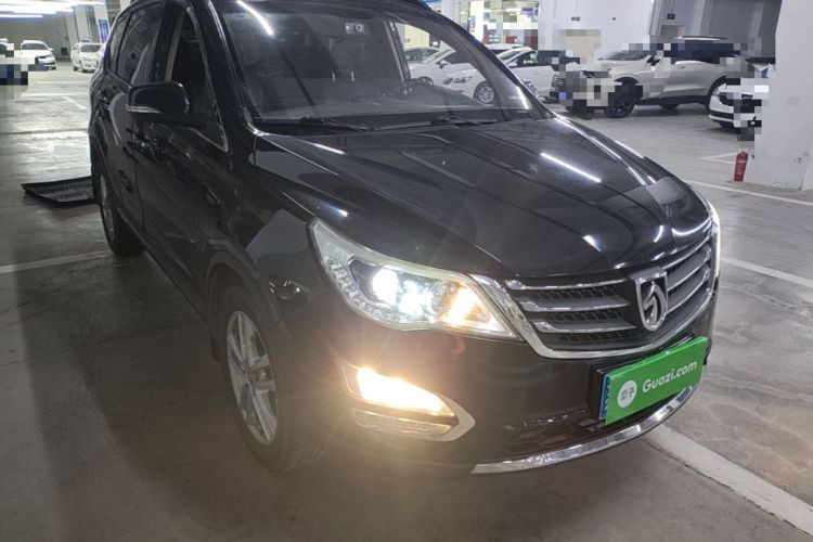 Used Baojun 560 2015 1.8L Manual Elite Edition Front Right 45 Deg