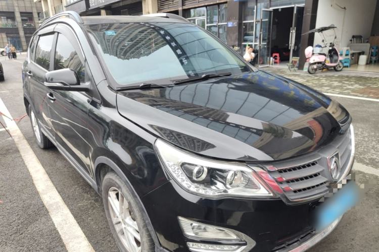 Used Baojun 560 2015 1.8L manual Comfort trim level Front Right 45 Deg