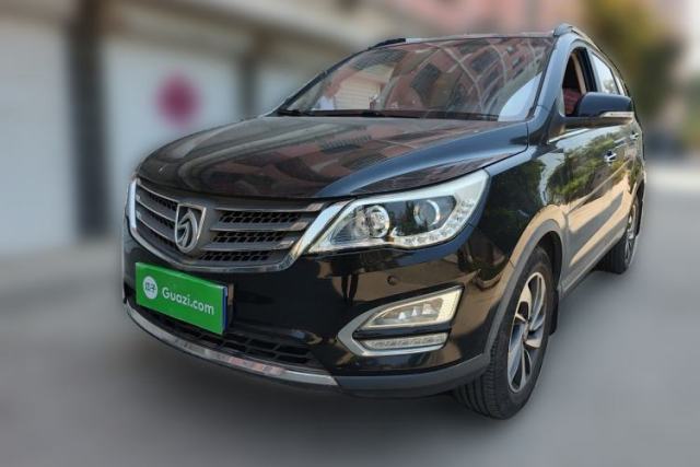Used Baojun 560 2015 1.8L manual luxury version