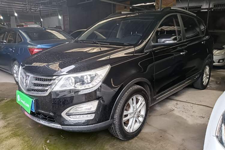 Used Baojun 560 2015 1.8L Manual Elite Edition Guazi used car, China used car export, Used car for sale, Used Baojun cars, Cheapest cars for sale