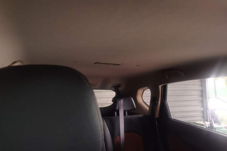 Used Baojun 560 2015 1.8L Manual Elite Edition Headliner