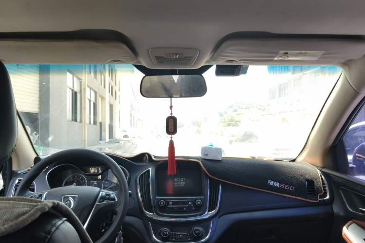 Used Baojun 560 2015 1.8L Manual Elite Edition Headliner