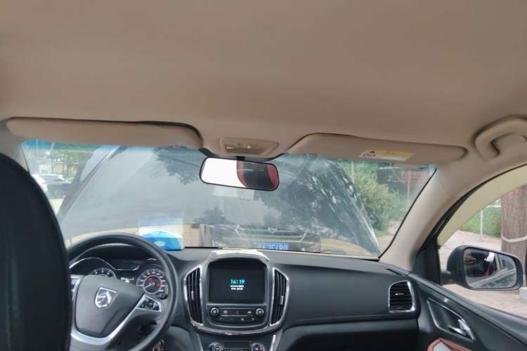 Used Baojun 560 2015 1.8L Manual Elite Edition Headliner