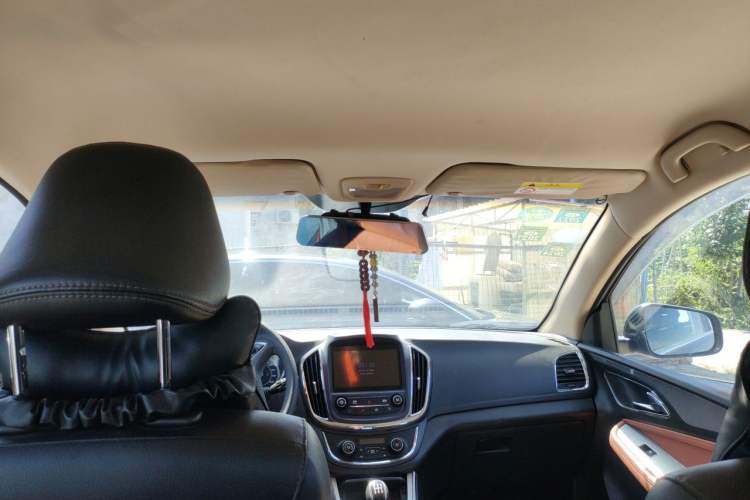 Used Baojun 560 2015 1.8L Manual Elite Edition Headliner