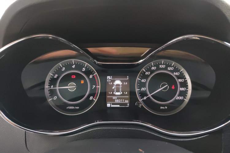 Used Baojun 560 2015 1.8L manual luxury version Instrument Cluster