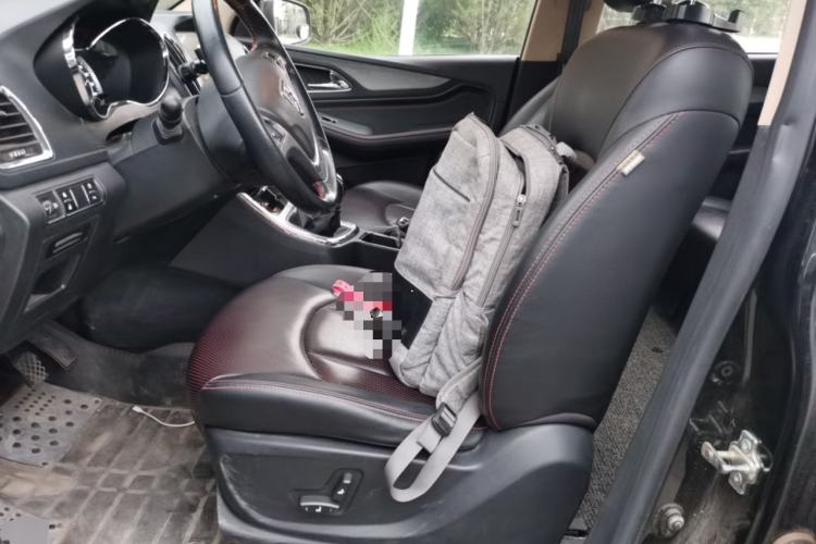 Used Baojun 560 2015 1.8L manual luxury version Left Front Seat