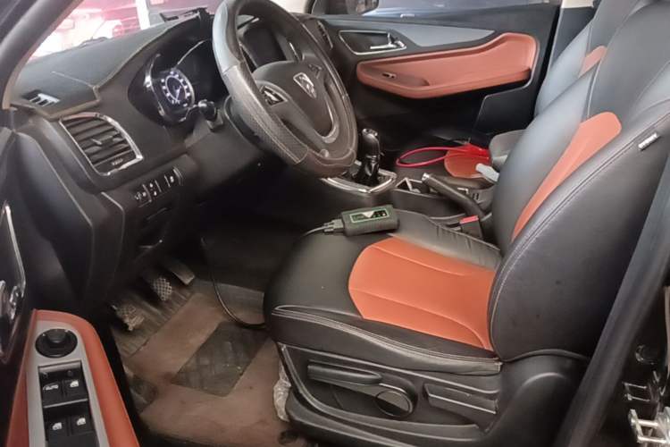Used Baojun 560 2015 1.8L Manual Elite Edition Left Front Seat