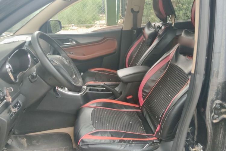 Used Baojun 560 2015 1.8L Manual Elite Edition Left Front Seat