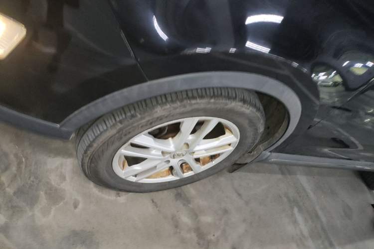 Used Baojun 560 2015 1.8L Manual Elite Edition Left Front Wheel Hub