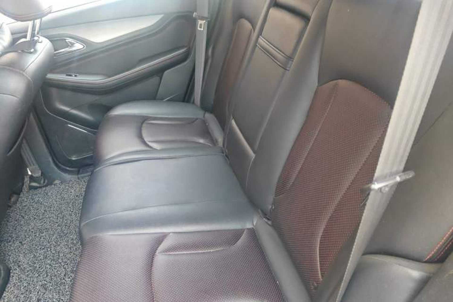 Used Baojun 560 2015 1.8L manual luxury version Left Rear Seat