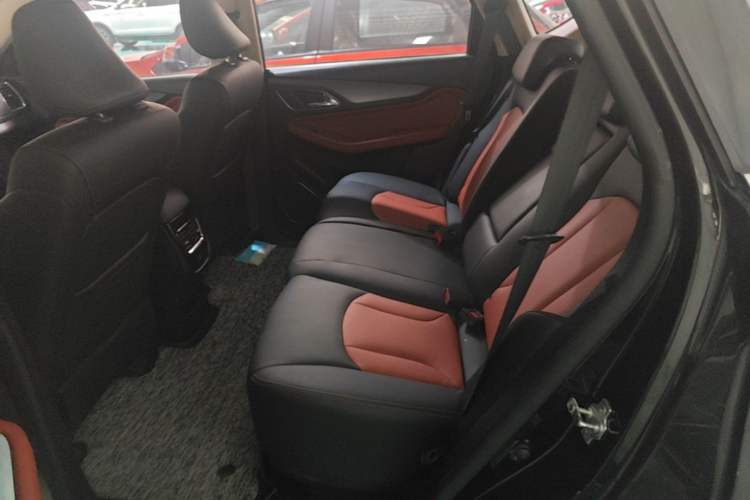 Used Baojun 560 2015 1.8L Manual Elite Edition Left Rear Seat