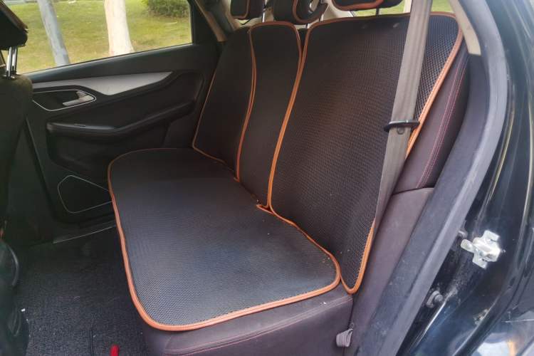 Used Baojun 560 2015 1.8L manual Comfort trim level Left Rear Seat