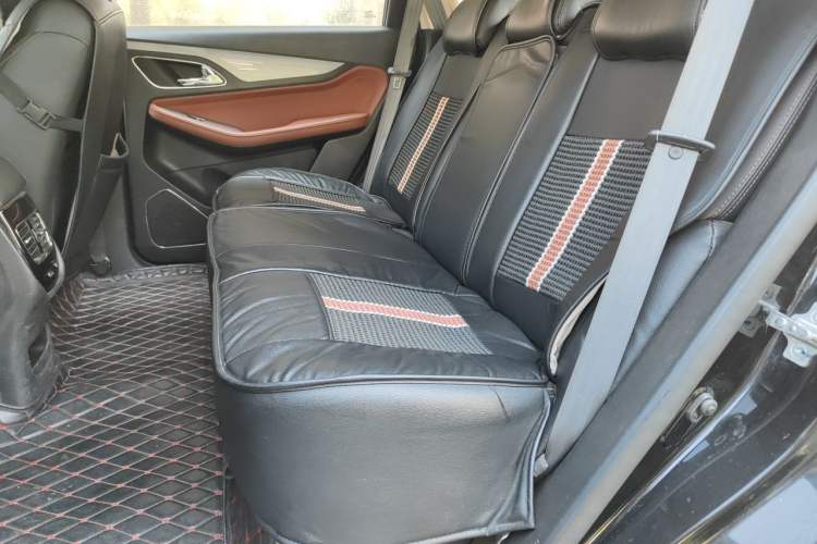 Used Baojun 560 2015 1.8L Manual Elite Edition Left Rear Seat