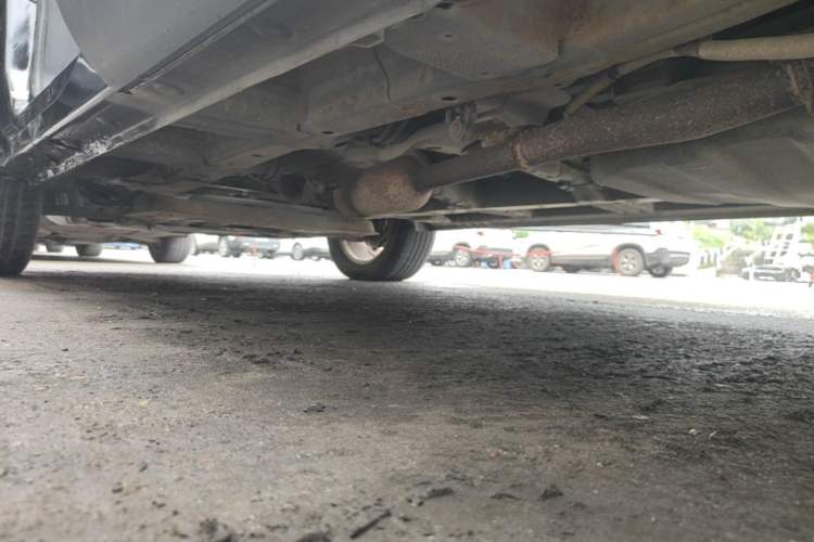 Used Baojun 560 2015 1.8L manual Comfort trim level Left Side Sill