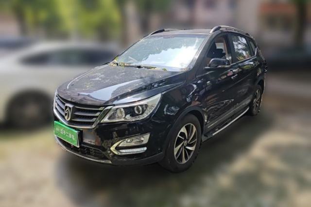 Used Baojun 560 2015 1.8L manual luxury version