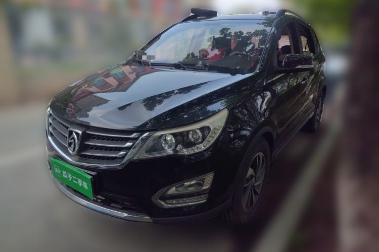 Used Baojun 560 2015 1.8L manual luxury version Guazi used car, China used car export, Used car for sale, Used Baojun cars, Cheapest cars for sale