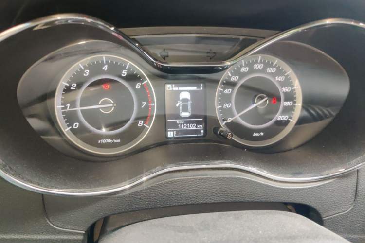 Used Baojun 560 2015 1.8L Manual Elite Edition Odometer Close Up