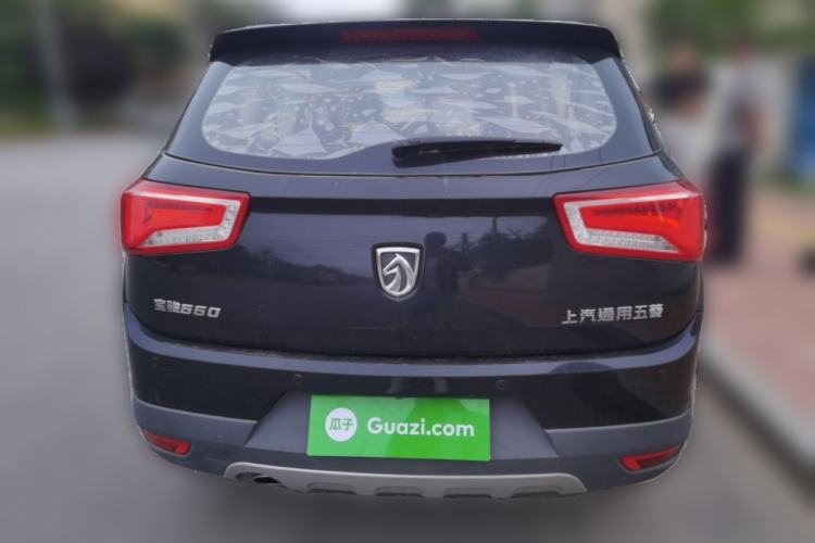 Used Baojun 560 2015 1.8L manual luxury version Rear