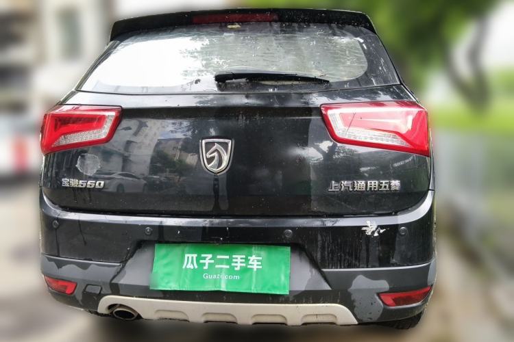 Used Baojun 560 2015 1.8L manual luxury version Rear