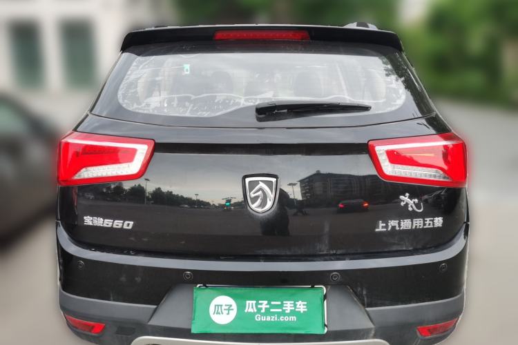 Used Baojun 560 2015 1.8L manual luxury version Rear