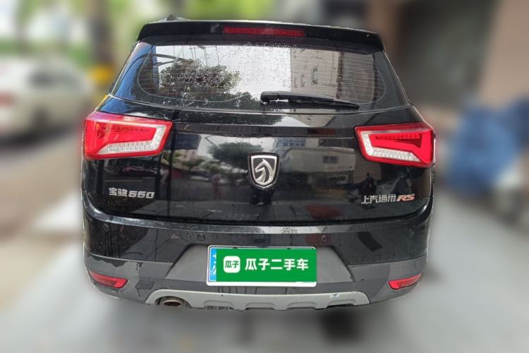 Used Baojun 560 2015 1.8L manual luxury version Rear