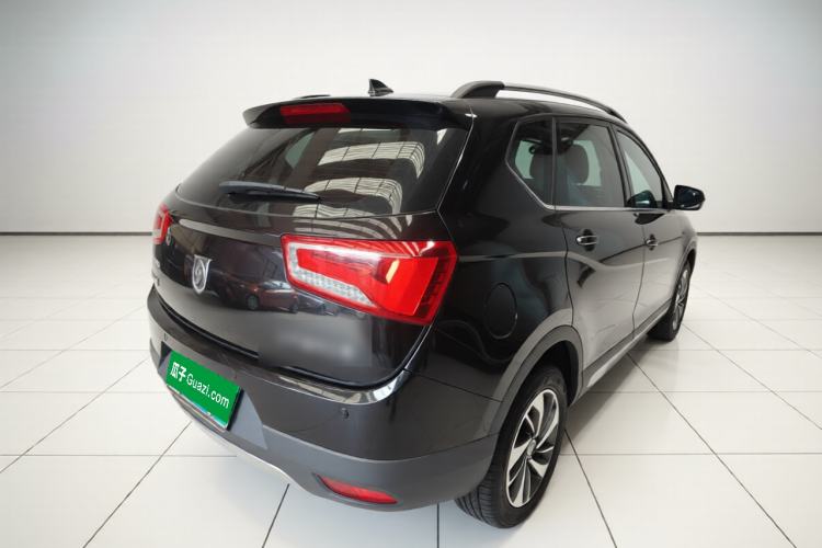 Used Baojun 560 2015 1.8L manual luxury version Rear Right 45 Deg