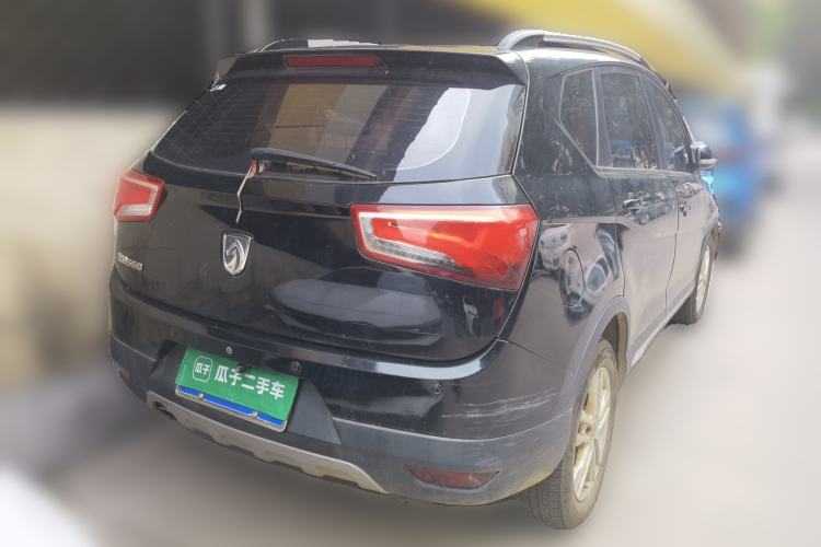 Used Baojun 560 2015 1.8L manual Comfort trim level Rear Right 45 Deg