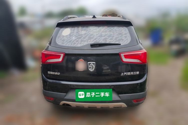 Used Baojun 560 2015 1.8L manual luxury version Rear
