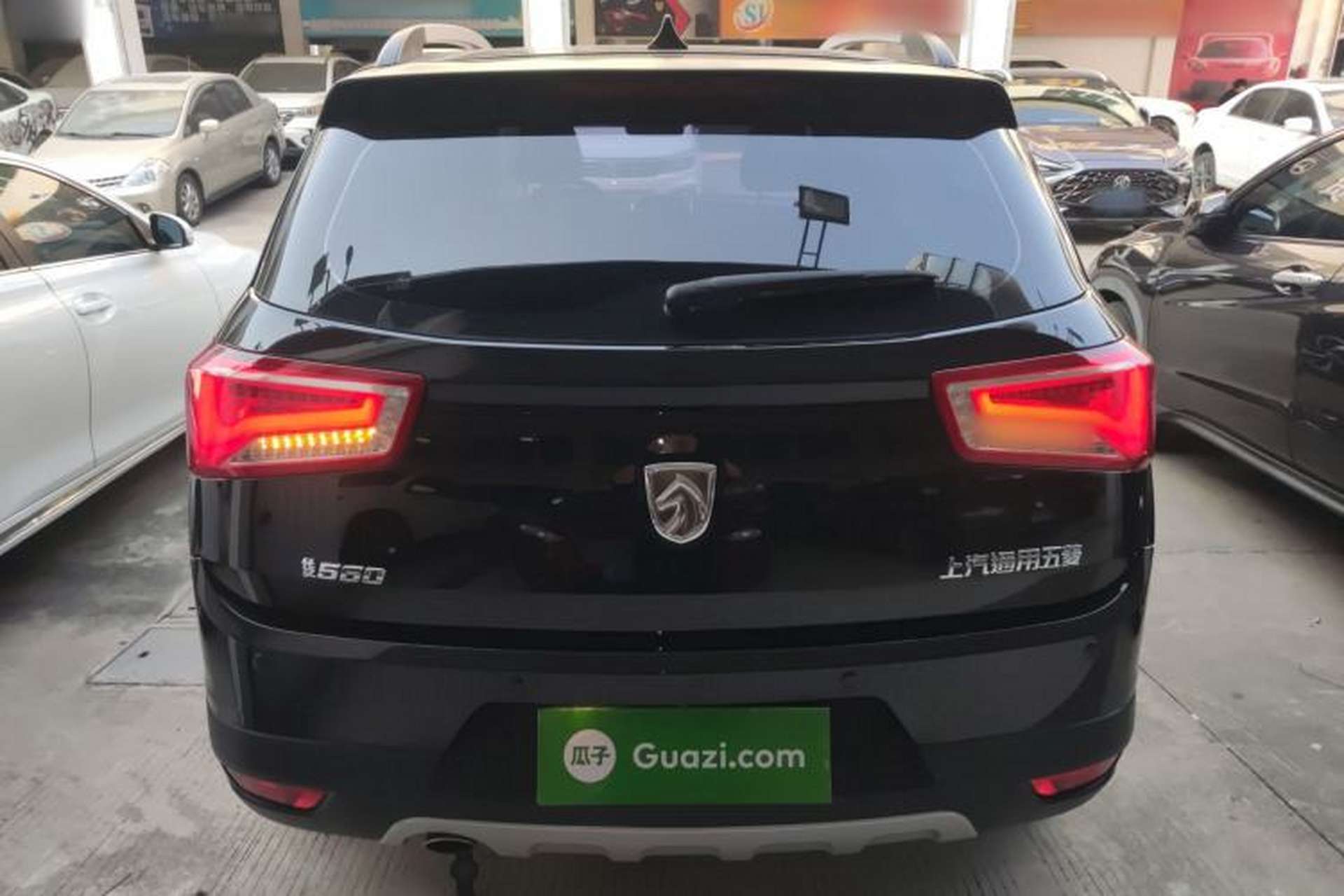 Used Baojun 560 2015 1.8L manual luxury version Rear