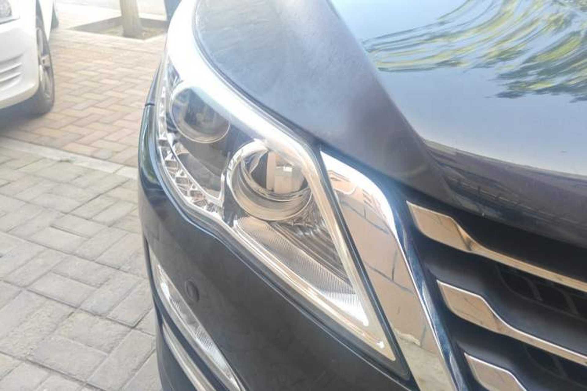 Used Baojun 560 2015 1.8L manual luxury version Right Front Headlight