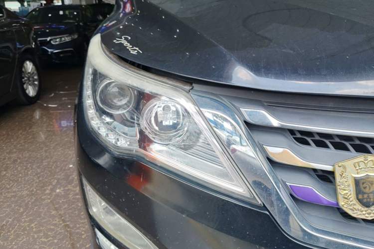 Used Baojun 560 2015 1.8L Manual Elite Edition Right Front Headlight
