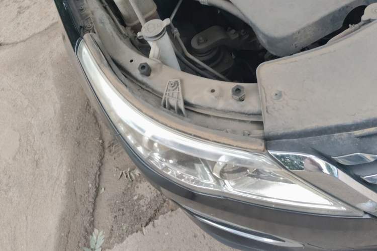 Used Baojun 560 2015 1.8L Manual Elite Edition Right Front Headlight