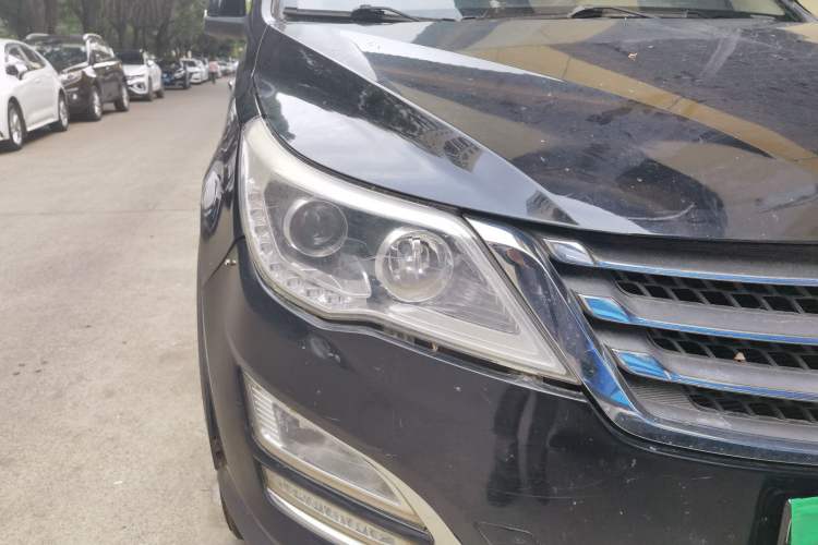 Used Baojun 560 2015 1.8L manual Comfort trim level Right Front Headlight