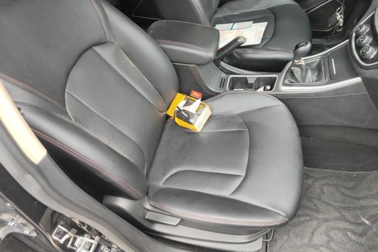 Used Baojun 560 2015 1.8L manual Comfort trim level Right Front Seat