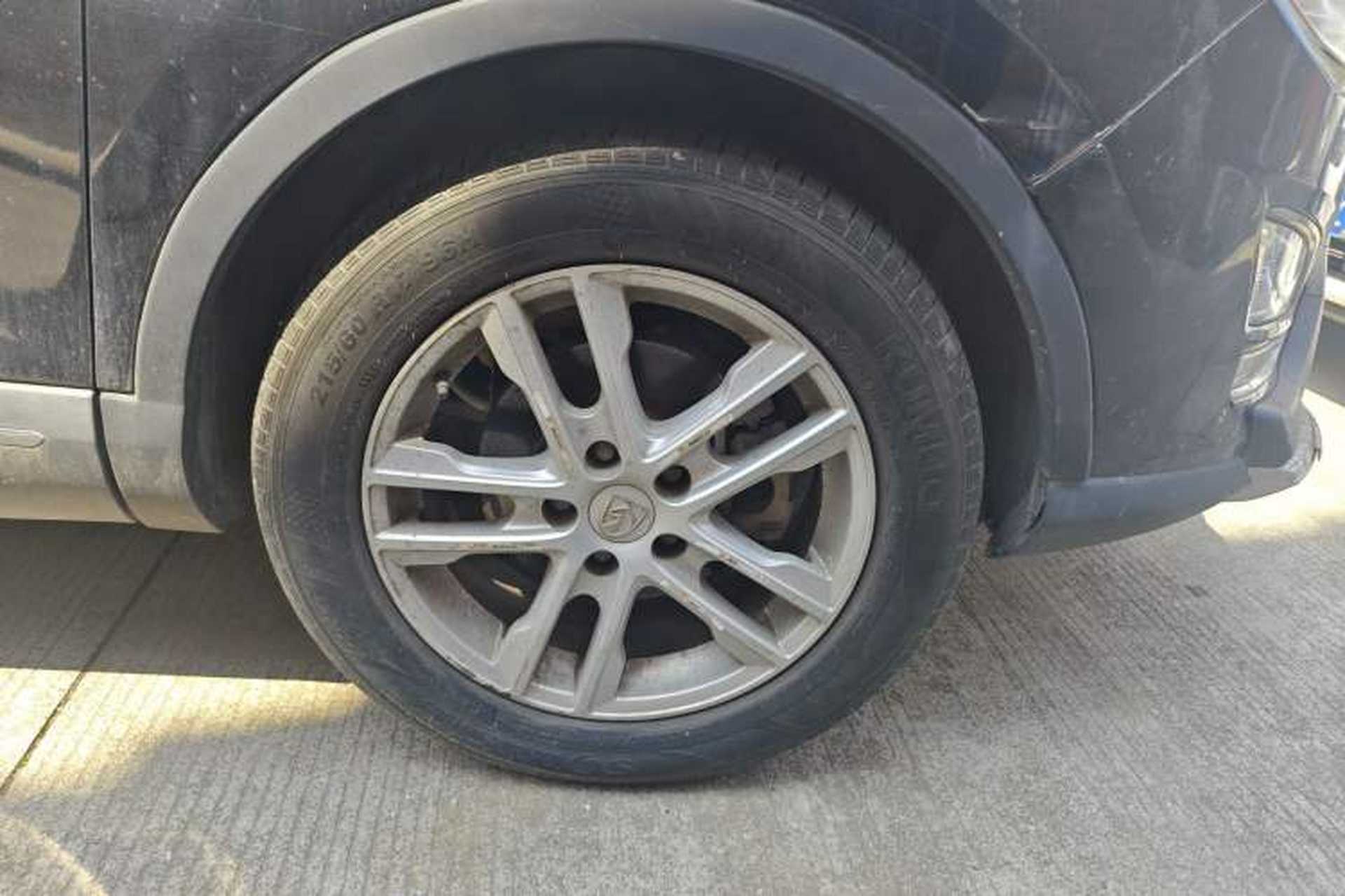 Used Baojun 560 2015 1.8L Manual Elite Edition Right Front Wheel Hub