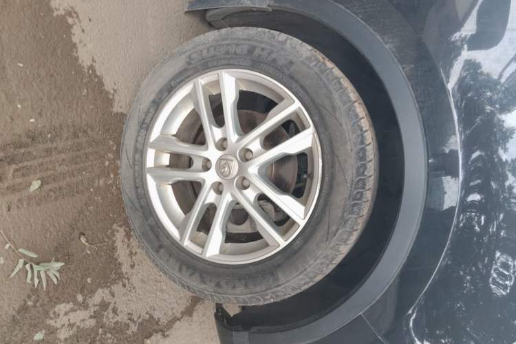 Used Baojun 560 2015 1.8L Manual Elite Edition Right Front Wheel Hub