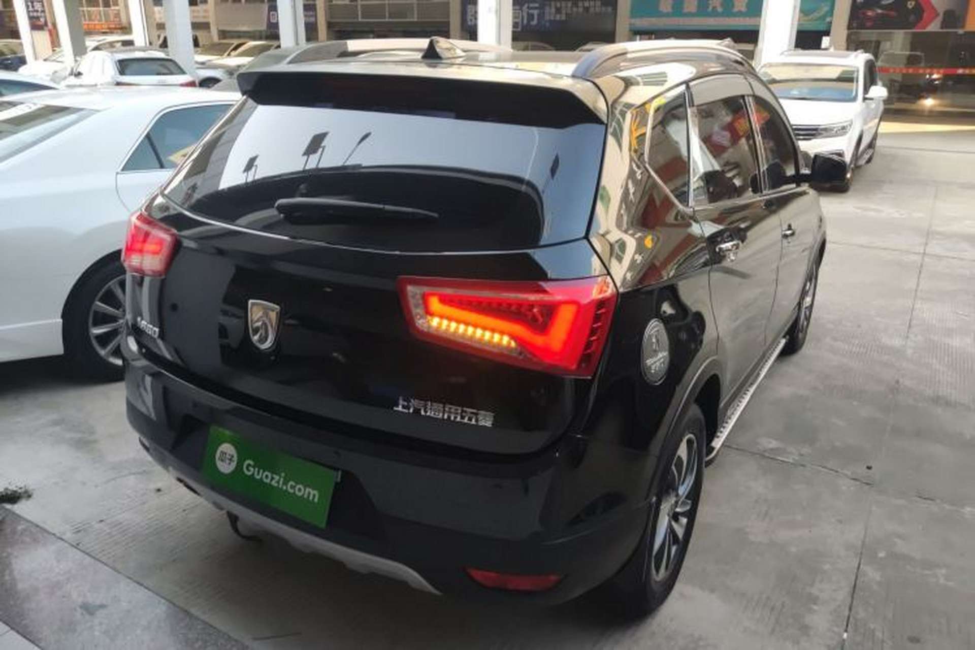 Used Baojun 560 2015 1.8L manual luxury version Right Rear Taillight